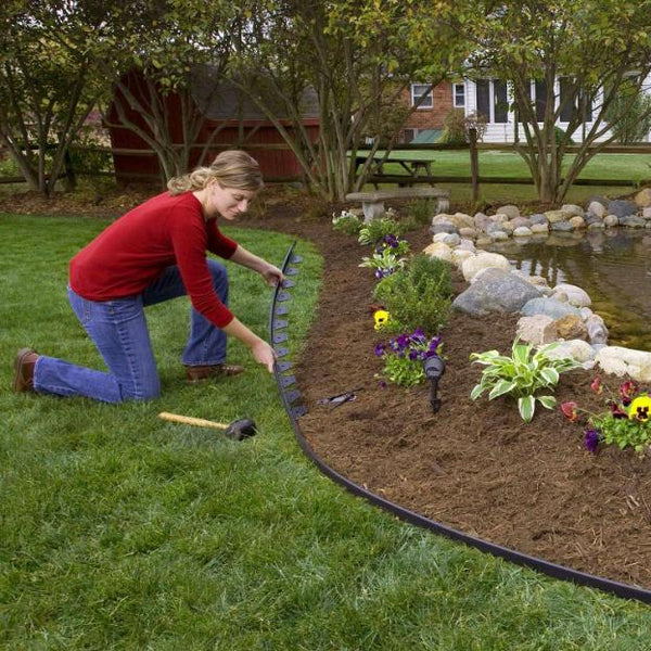 No-dig Landscape Edging Kit 32.8FT Plastic Garden Border 30 Stakes Flower Tree Beds