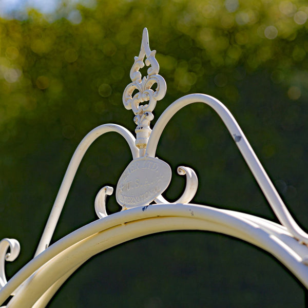 Oasis Iron Garden Swing Chair