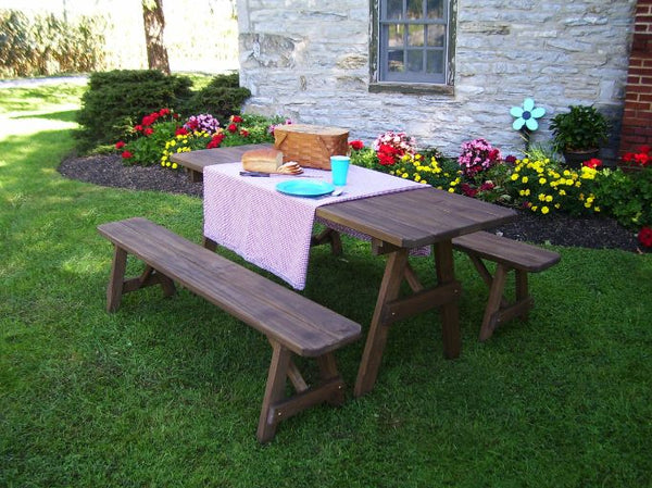 Traditional Table w/ 2 Benches in Pine Wood