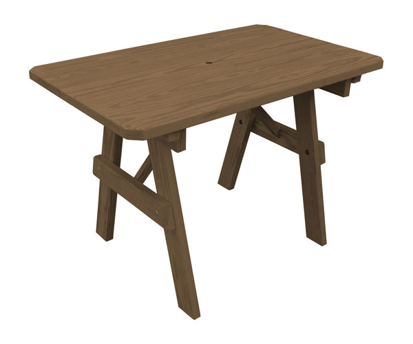 Traditional Table in Yellow Pine