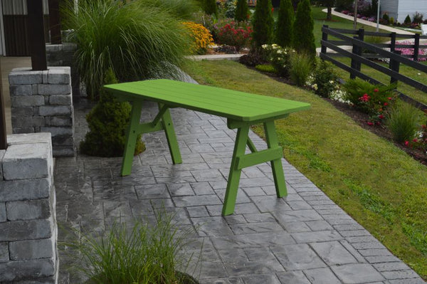 Traditional Table in Yellow Pine