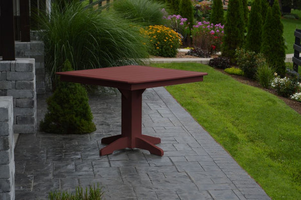 Round or Square Dining Table in HDPE Poly Lumber