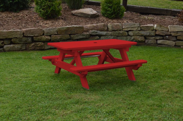 Kids Outdoor Table in HDPE Lumber