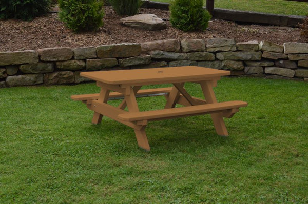 Kids Outdoor Table in HDPE Lumber
