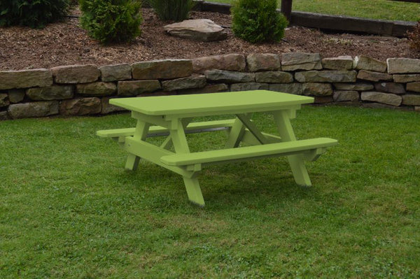 Kids Outdoor Table in HDPE Lumber