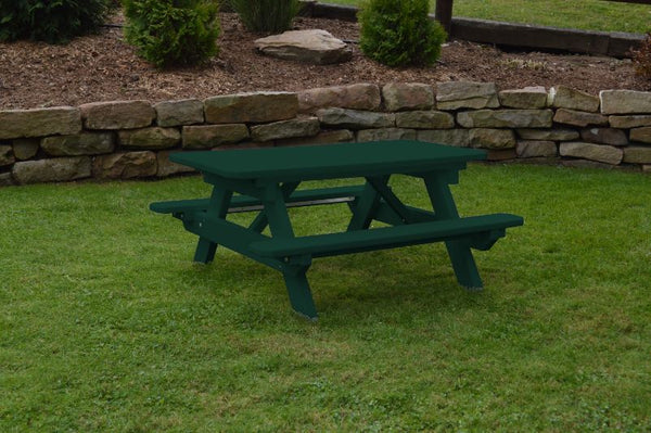 Kids Outdoor Table in HDPE Lumber